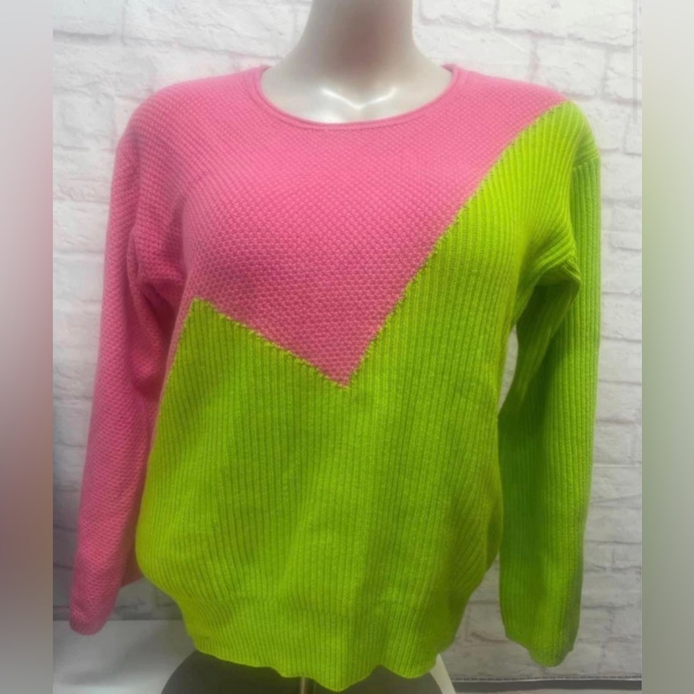 Retro style sweater nwt